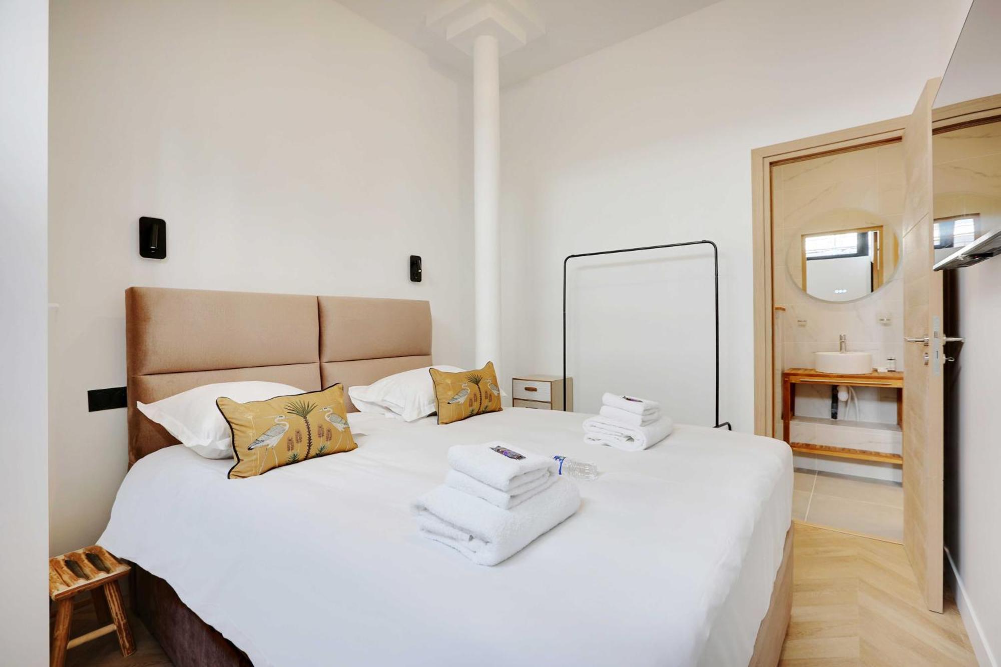 Superbe - 2br-6p - Bastille *